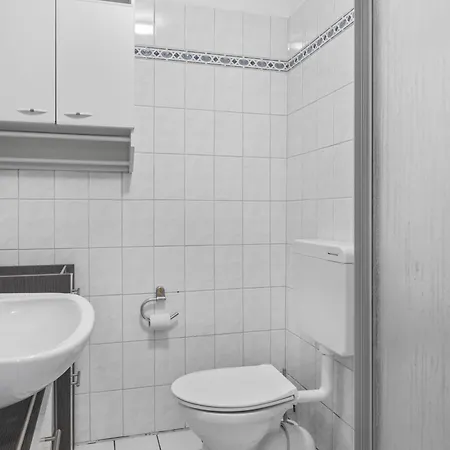 Carlotta Apartment *